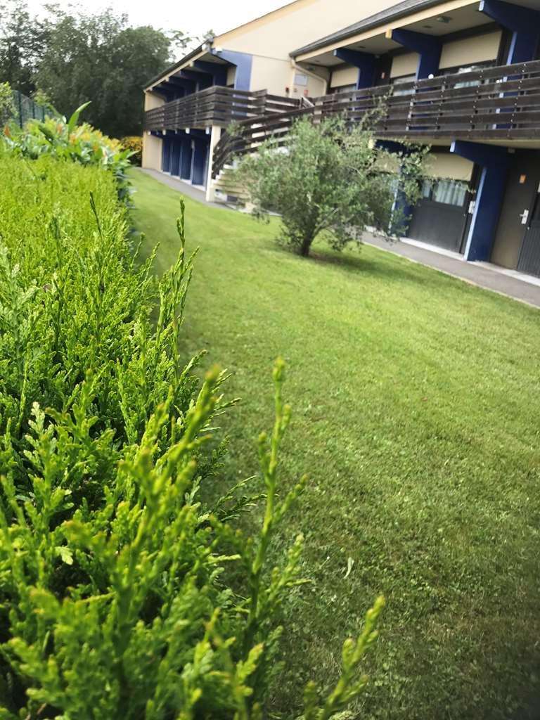 Kyriad Tarbes Odos Экстерьер фото