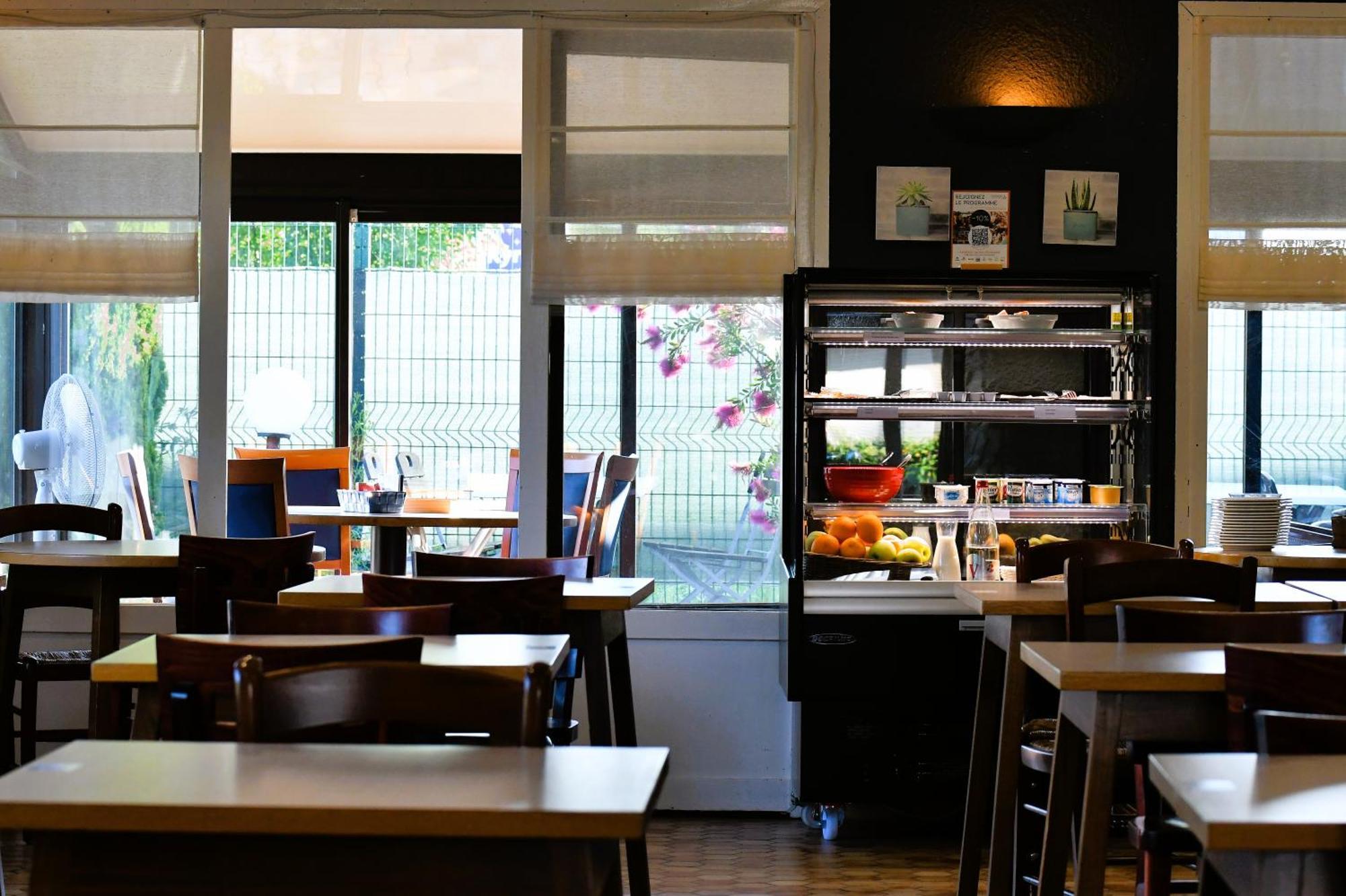 Kyriad Tarbes Odos Экстерьер фото