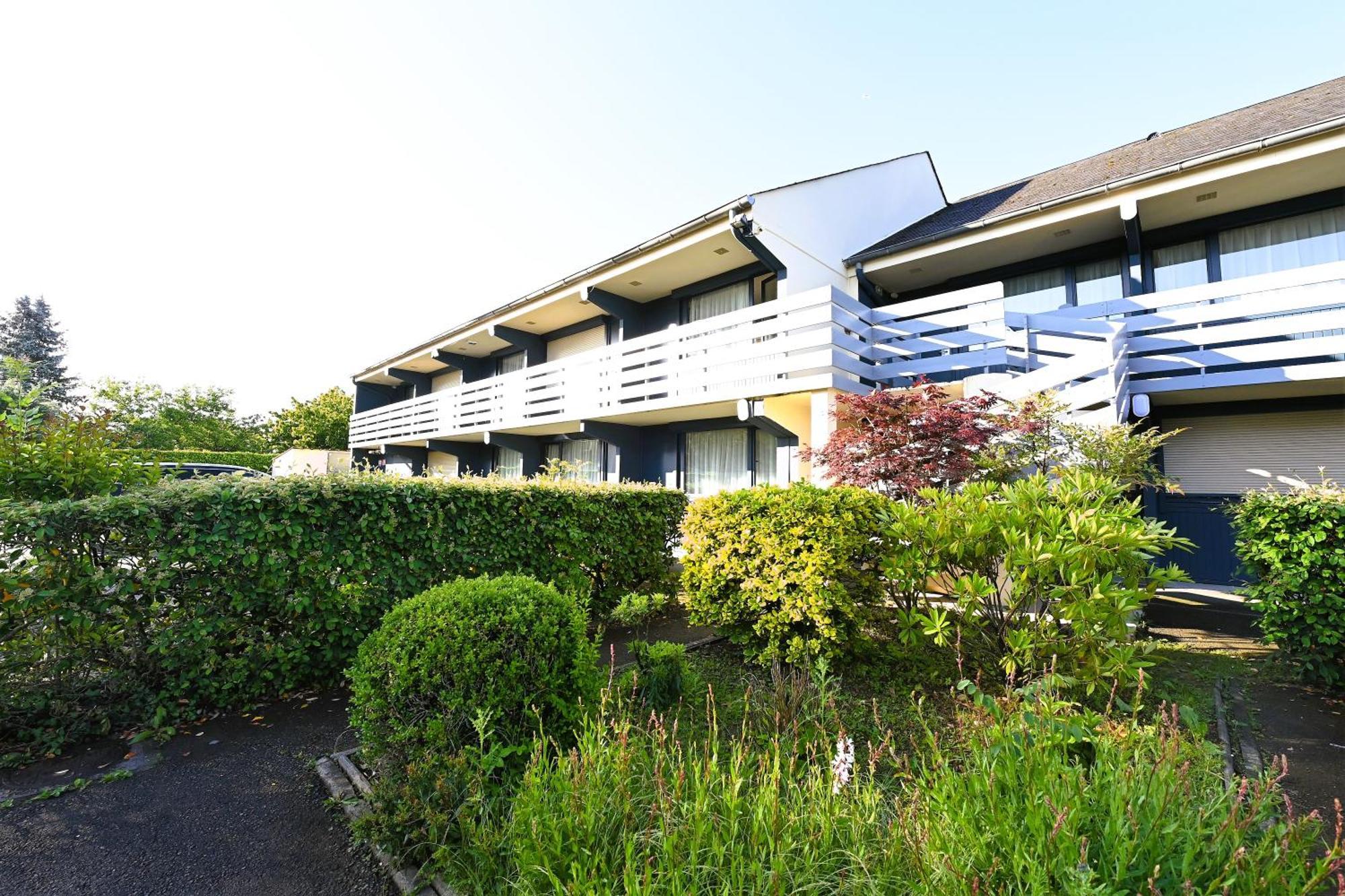 Kyriad Tarbes Odos Экстерьер фото