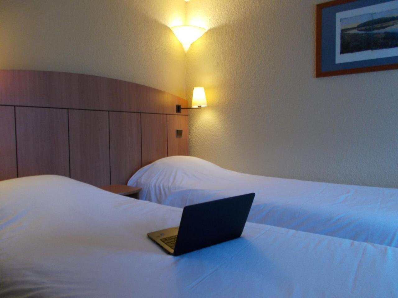 Kyriad Tarbes Odos Экстерьер фото